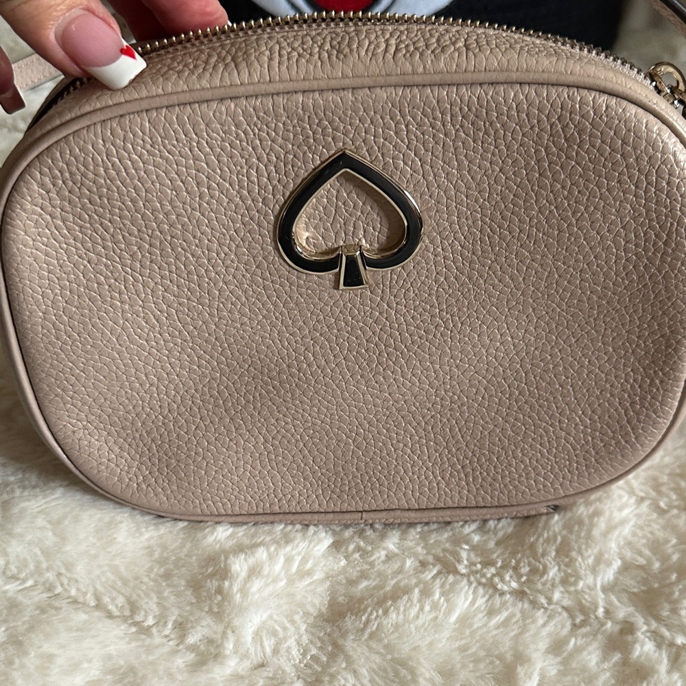 Kate spade Elegant Beige Crossbody Bag NWT - Picture 7 of 13